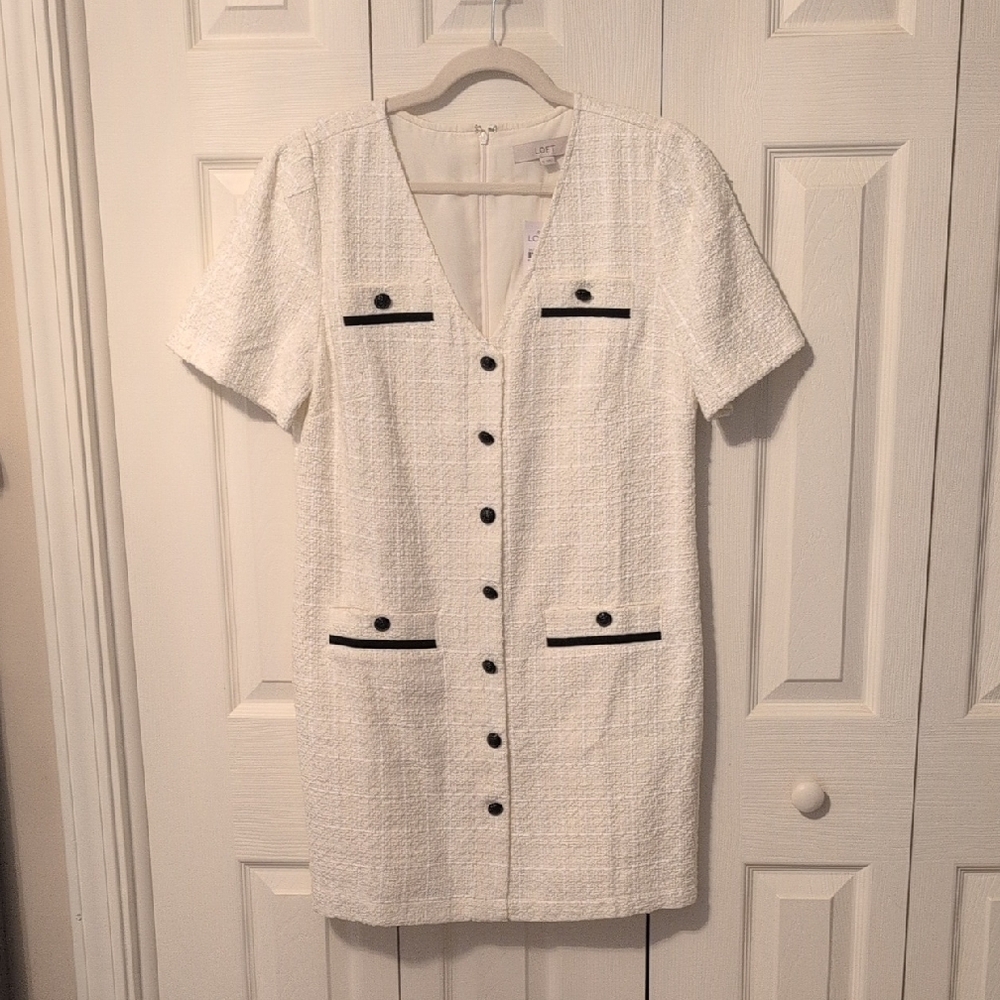 Chic White Short Sleeve Dress with Black Accents